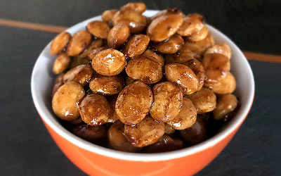 Semillas de sacha inchi confitadas con especias para calabaza