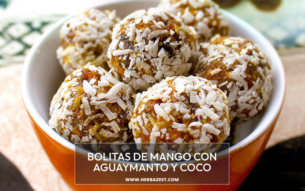 Bolitas de mango con aguaymanto y coco