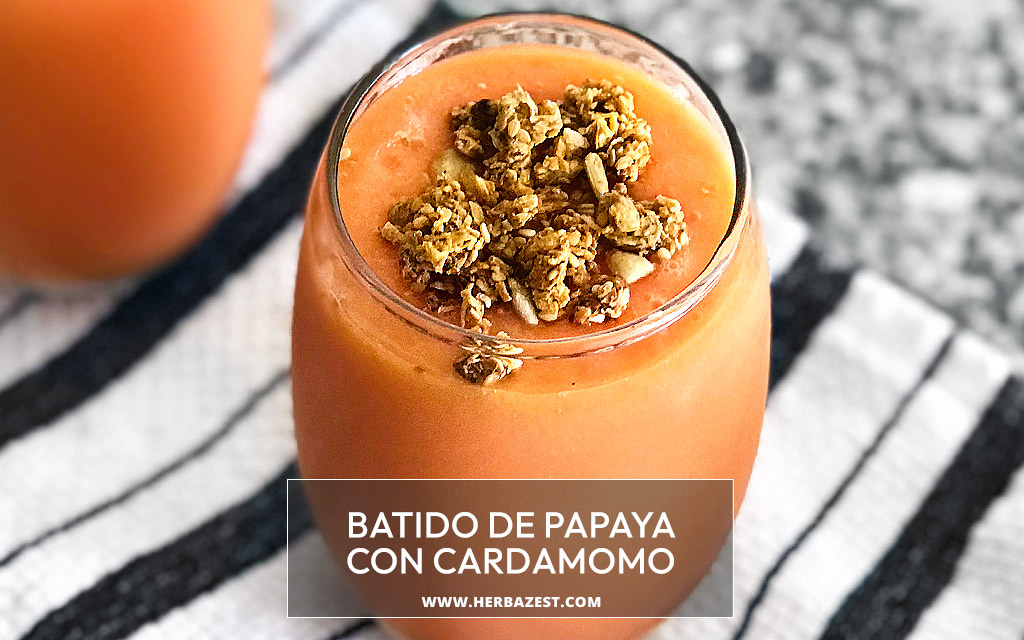 Batido de papaya con cardamomo