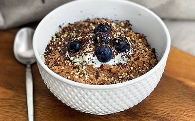 Mazamorra cremosa con amaranto y chocolate