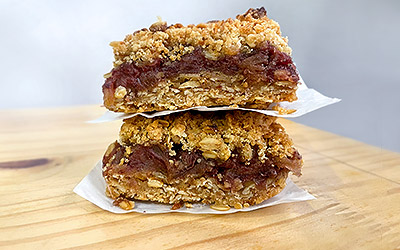 Date Goldenberry Oat Bars