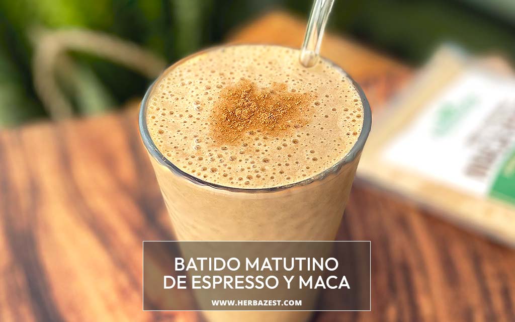 Batido matutino de espresso y maca