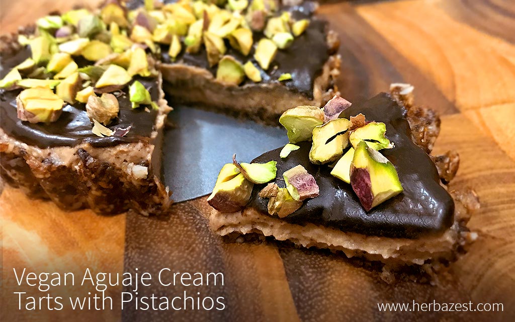 Vegan Aguaje Cream Tarts with Pistachios