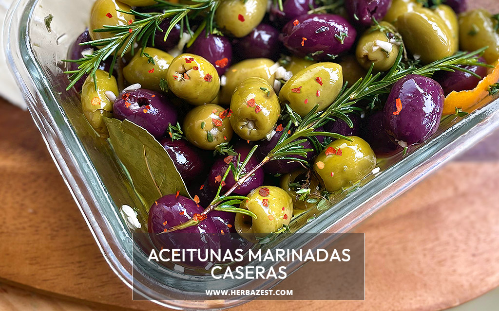 Aceitunas marinadas caseras